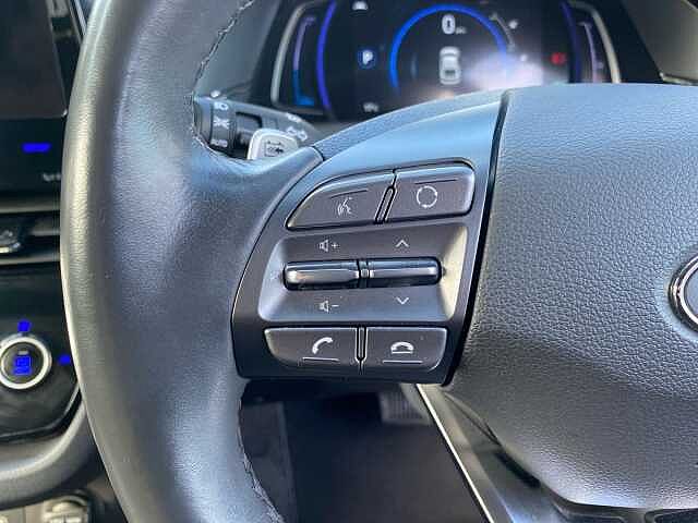 Hyundai Ioniq 38.3kWh Premium SE Hatchback 5dr Electric Auto (136 ps)
