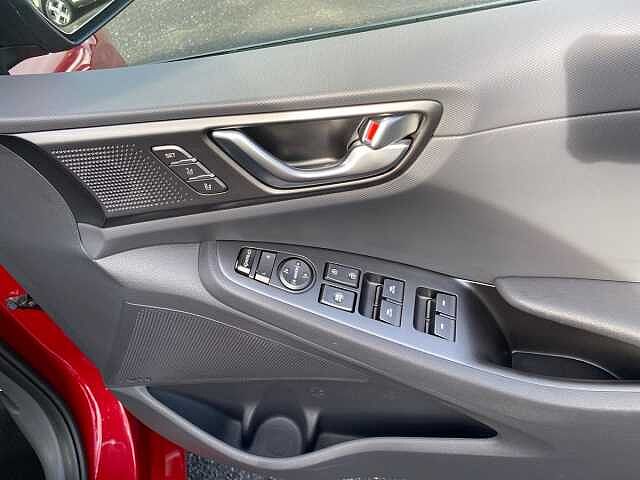 Hyundai Ioniq 38.3kWh Premium SE Hatchback 5dr Electric Auto (136 ps)