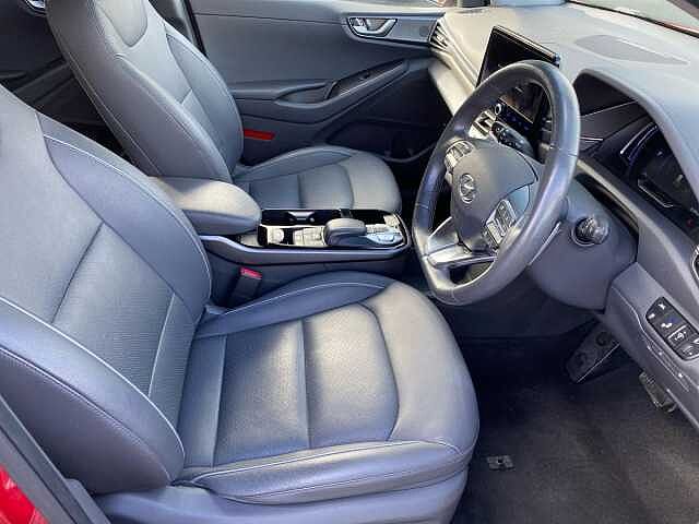 Hyundai Ioniq 38.3kWh Premium SE Hatchback 5dr Electric Auto (136 ps)