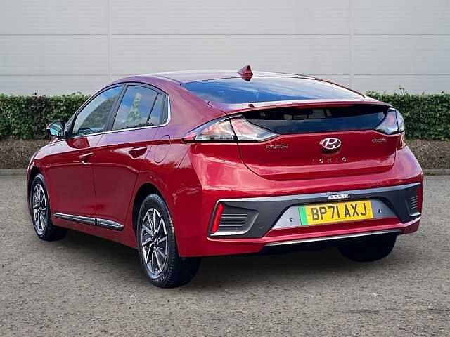 Hyundai Ioniq 38.3kWh Premium SE Hatchback 5dr Electric Auto (136 ps)