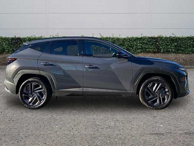 Hyundai TUCSON 1.6T Hybrid Black Line SUV 5dr Petrol Hybrid Auto Euro 6 (s/s) (239 ps) Grey