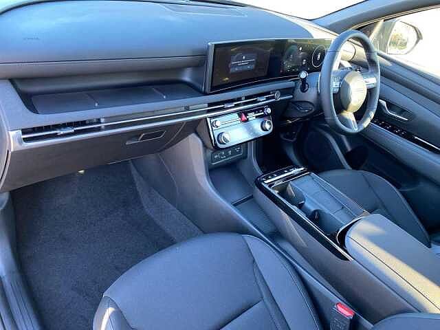 Hyundai TUCSON 1.6T Hybrid Black Line SUV 5dr Petrol Hybrid Auto Euro 6 (s/s) (239 ps) Grey