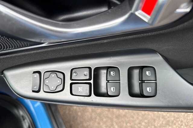 Hyundai KONA 1.6 GDi Hybrid SE Connect 5dr DCT Blue