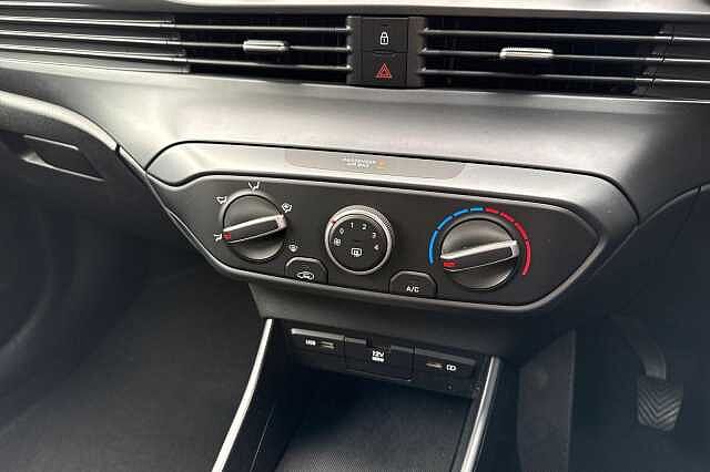 Hyundai I20 1.0T GDi 48V MHD SE Connect 5dr WHITE