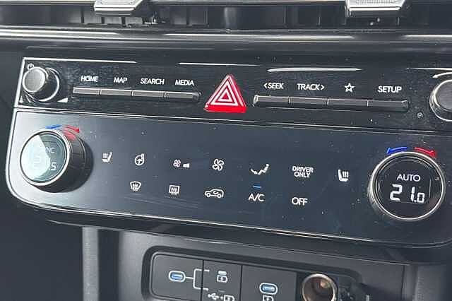 Hyundai TUCSON 1.6T Hybrid N Line 5dr Auto White