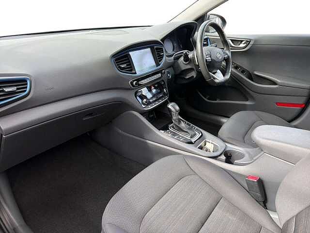 Hyundai IONIQ 1.6 GDi Hybrid Premium 5dr DCT