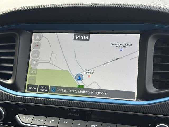 Hyundai IONIQ 1.6 GDi Hybrid Premium 5dr DCT