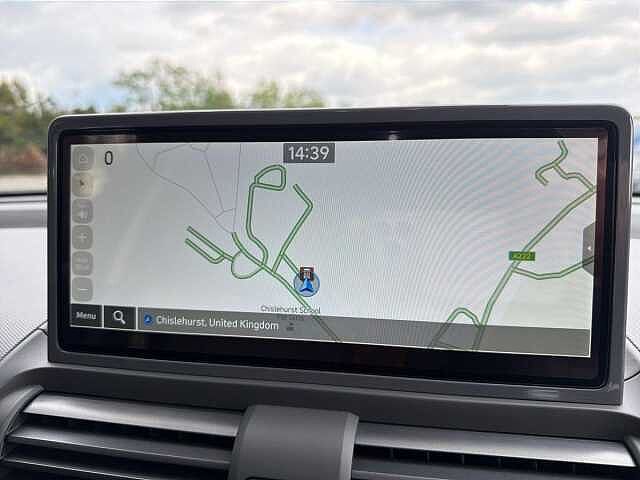 Hyundai INSTER 85kW Cross 49kWh 5dr Auto Matte - Amazons green
