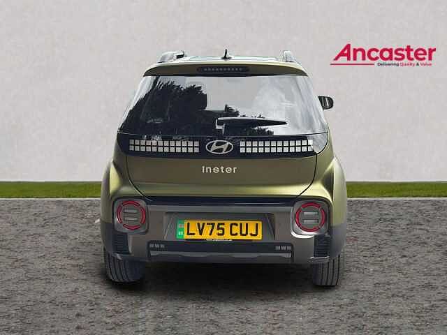 Hyundai INSTER 85kW Cross 49kWh 5dr Auto Matte - Amazons green