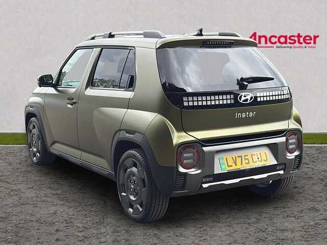 Hyundai INSTER 85kW Cross 49kWh 5dr Auto Matte - Amazons green