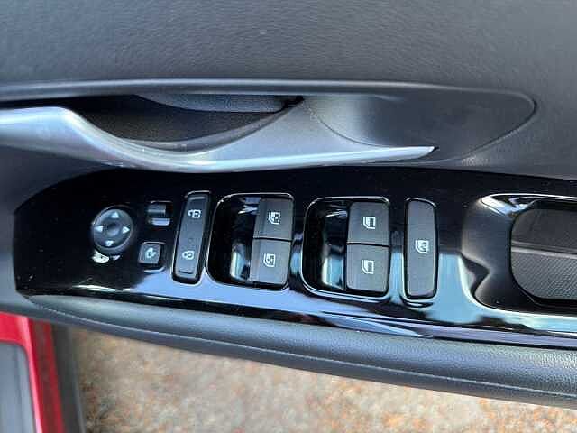 Hyundai TUCSON 1.6 TGDi Hybrid 230 SE Connect 5dr 2WD Auto Red