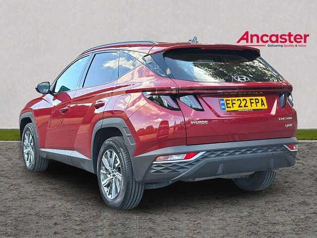 Hyundai TUCSON 1.6 TGDi Hybrid 230 SE Connect 5dr 2WD Auto Red