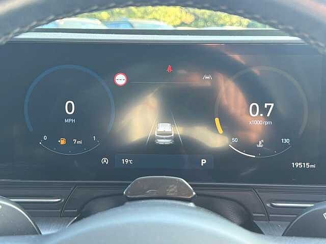 Hyundai KONA 1.6T Ultimate 5dr DCT [Lux Pack] Pearl - Abyss black