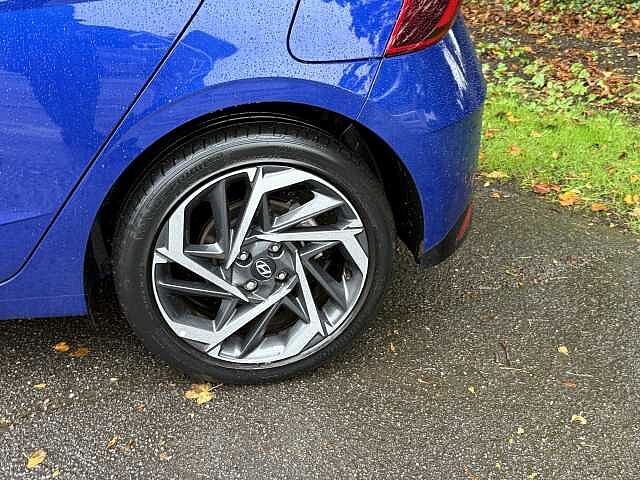 Hyundai I20 1.0 T-GDi Ultimate Hatchback 5dr Petrol DCT Euro 6 (s/s) (100 ps) Blue
