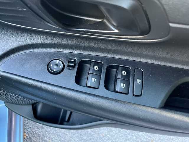 Hyundai I20 1.0 T-GDi Advance Hatchback 5dr Petrol Manual Euro 6 (s/s) (100 ps) Blue