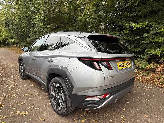 Hyundai TUCSON 1.6 h T-GDi Premium SUV 5dr Petrol Hybrid Auto Euro 6 (s/s) (230 ps) Silver