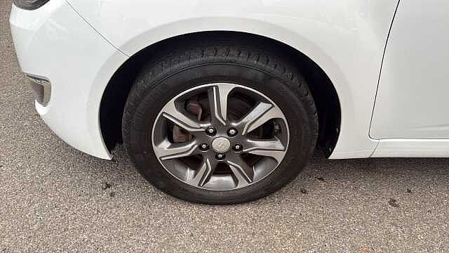 Hyundai ix20 1.6 SE Nav Hatchback 5dr Petrol Manual Euro 6 (125 ps)