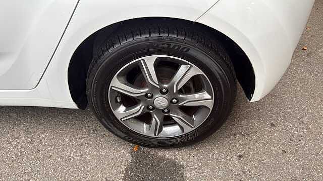 Hyundai ix20 1.6 SE Nav Hatchback 5dr Petrol Manual Euro 6 (125 ps)