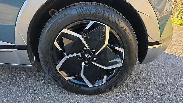 Hyundai IONIQ 5 77kWh Premium Hatchback 5dr Electric Auto (228 ps) Green