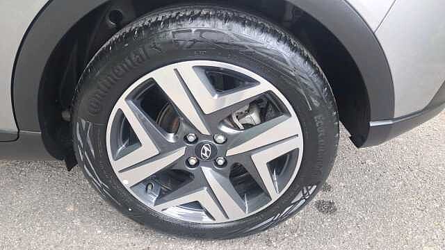 Hyundai BAYON 1.0 T-GDi MHEV Premium SUV 5dr Petrol Hybrid Manual Euro 6 (s/s) (120 ps) Bronze