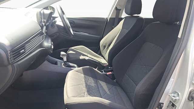 Hyundai BAYON 1.0 T-GDi MHEV SE Connect SUV 5dr Petrol Hybrid DCT Euro 6 (s/s) (100 ps) Silver