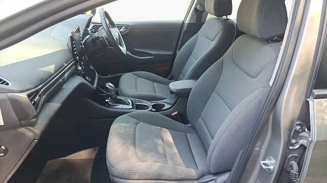 Hyundai IONIQ 1.6 h-GDi SE Connect Hatchback 5dr Petrol Hybrid DCT Euro 6 (s/s) (141 ps)