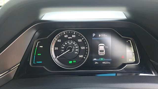 Hyundai IONIQ 1.6 h-GDi SE Connect Hatchback 5dr Petrol Hybrid DCT Euro 6 (s/s) (141 ps)