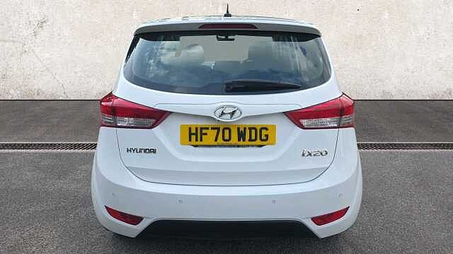 Hyundai ix20 1.6 SE Nav Hatchback 5dr Petrol Auto Euro 6 (125 ps)