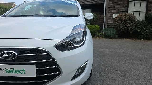 Hyundai ix20 1.6 SE Nav Hatchback 5dr Petrol Auto Euro 6 (125 ps)