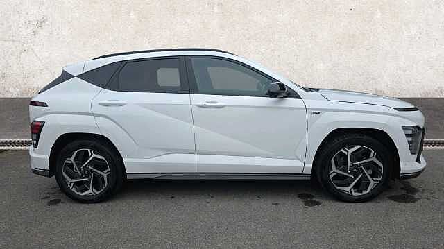 Hyundai KONA 1.6 h-GDi N Line S SUV 5dr Petrol Hybrid DCT Euro 6 (s/s) (138 ps) White