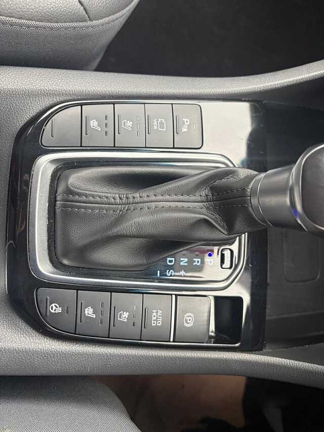 Hyundai IONIQ 1.6 h-GDi Premium SE Hatchback 5dr Petrol Hybrid DCT Euro 6 (s/s) (141 ps)