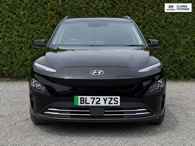 Hyundai KONA 64kWh Premium SUV 5dr Electric Auto (10.5kW Charger) (204 ps) Black