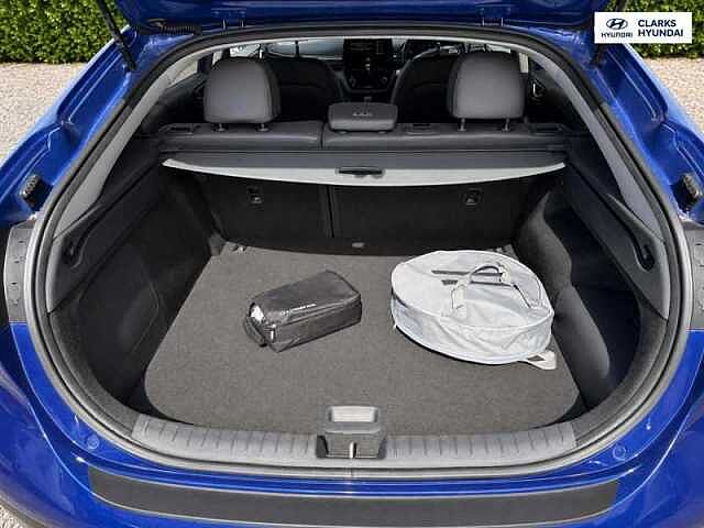Hyundai IONIQ 1.6 h-GDi 8.9kWh Premium SE Hatchback 5dr Petrol Plug-in Hybrid DCT Euro 6 (s/s)