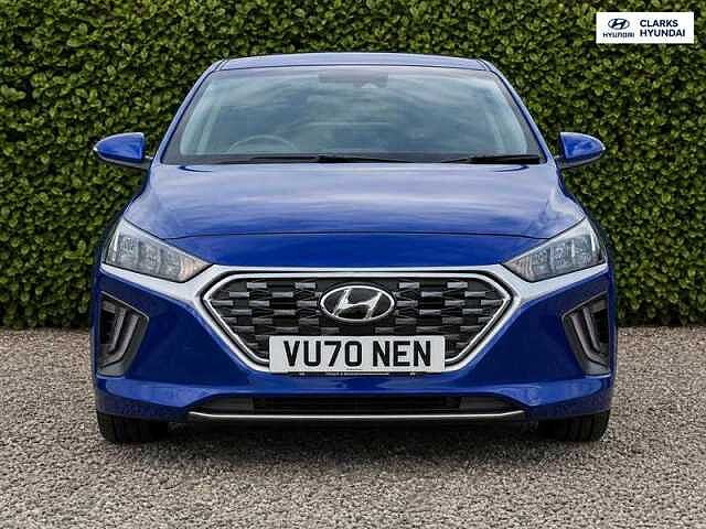Hyundai IONIQ 1.6 h-GDi 8.9kWh Premium SE Hatchback 5dr Petrol Plug-in Hybrid DCT Euro 6 (s/s)