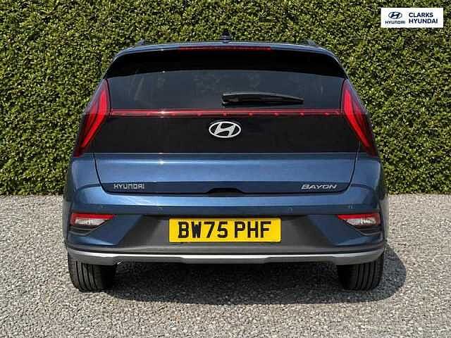 Hyundai BAYON 1.0 T-GDi Tech Line SUV 5dr Petrol DCT Euro 6 (s/s) (90 ps) Blue