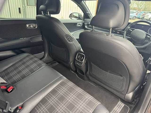 Hyundai IONIQ 6 77.4kWh First Edition Saloon 4dr Electric Auto AWD (325 ps)