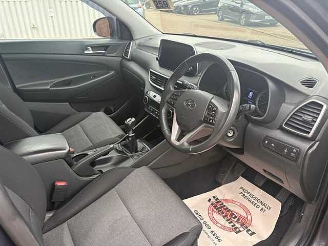Hyundai TUCSON 1.6 GDi SE Nav SUV 5dr Petrol Manual Euro 6 (s/s) (132 ps)