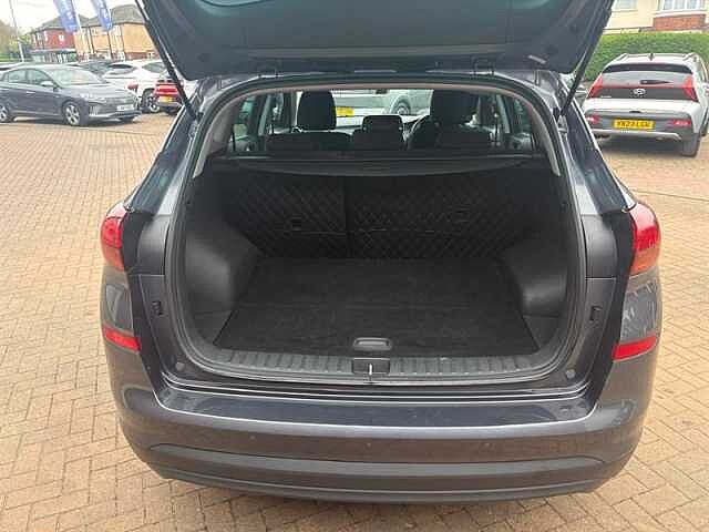 Hyundai TUCSON 1.6 GDi SE Nav SUV 5dr Petrol Manual Euro 6 (s/s) (132 ps)