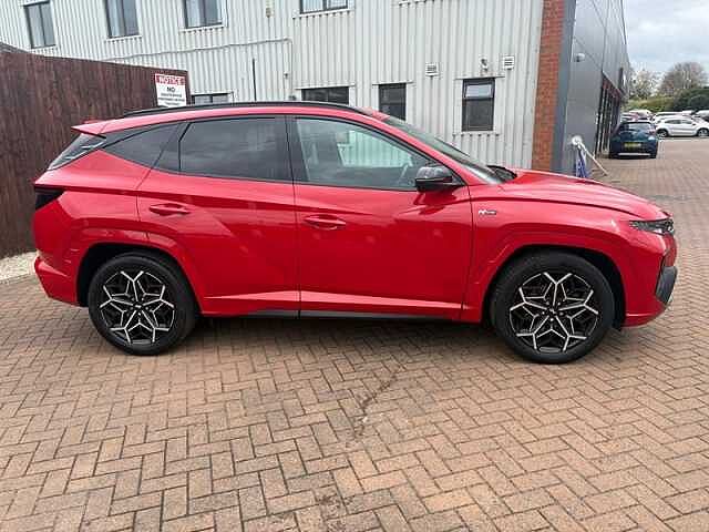 Hyundai TUCSON 1.6 h T-GDi N Line SUV 5dr Petrol Hybrid Auto Euro 6 (s/s) (230 ps) Red
