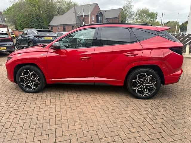 Hyundai TUCSON 1.6 h T-GDi N Line SUV 5dr Petrol Hybrid Auto Euro 6 (s/s) (230 ps) Red