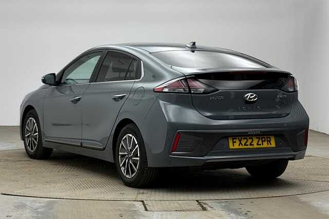 Hyundai IONIQ 38.3kWh Premium SE Hatchback 5dr Electric Auto (136 ps)