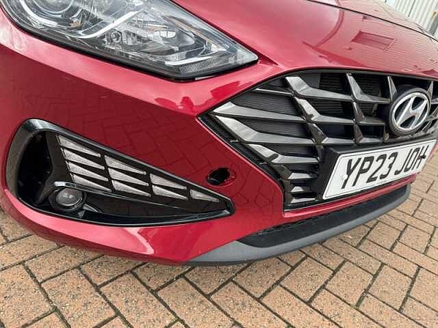 Hyundai i30 1.0 T-GDi MHEV SE Connect Hatchback 5dr Petrol Hybrid DCT Euro 6 (s/s) (120 ps)
