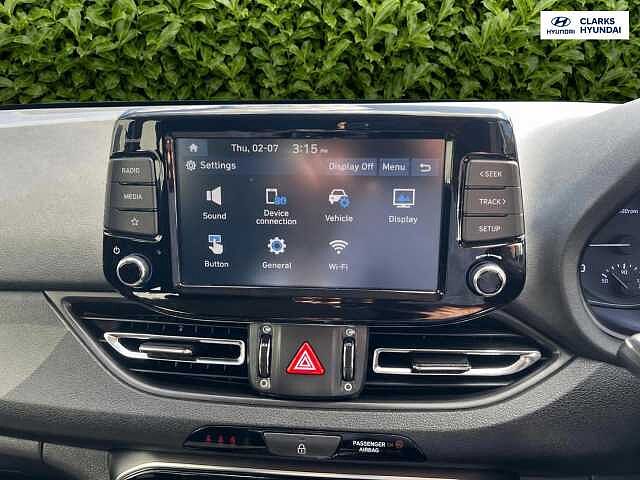 Hyundai i30 1.0 T-GDi MHEV SE Connect Hatchback 5dr Petrol Hybrid DCT Euro 6 (s/s) (120 ps)