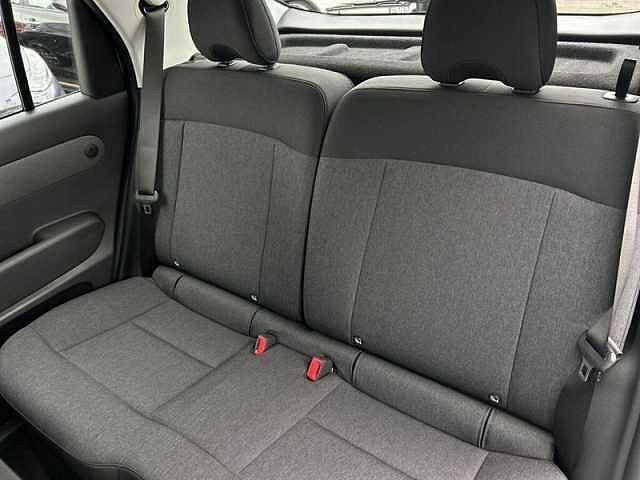 Hyundai INSTER Long Range 49kWh 01 Auto 5dr White