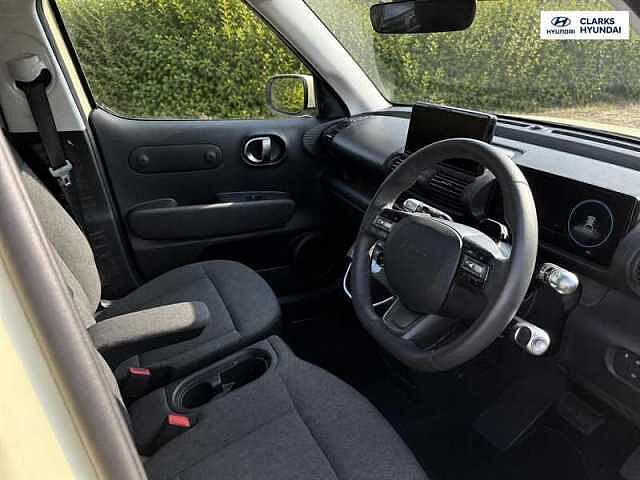 Hyundai INSTER Long Range 49kWh 02 SUV 5dr Electric Auto (115 ps) Yellow