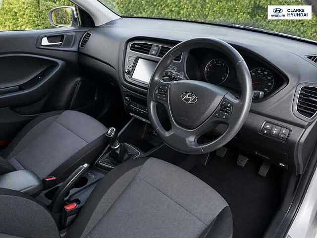 Hyundai I20 1.0 T-GDi GPF Premium SE Nav Hatchback 5dr Petrol Manual Euro 6 (s/s) (120 ps) White