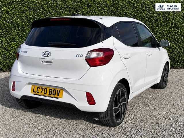 Hyundai I10 1.2 Premium Hatchback 5dr Petrol Manual Euro 6 (s/s) (84 ps) White