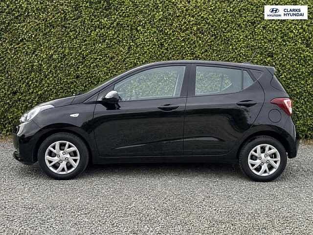 Hyundai i10 1.2 SE Hatchback 5dr Petrol Manual Euro 6 (87 ps)