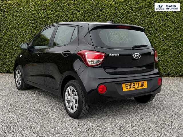 Hyundai i10 1.2 SE Hatchback 5dr Petrol Manual Euro 6 (87 ps)